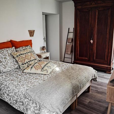 Je Soigne Mon Assiette Bed & Breakfast Saint-Laurent-d'Arce Dış mekan fotoğraf